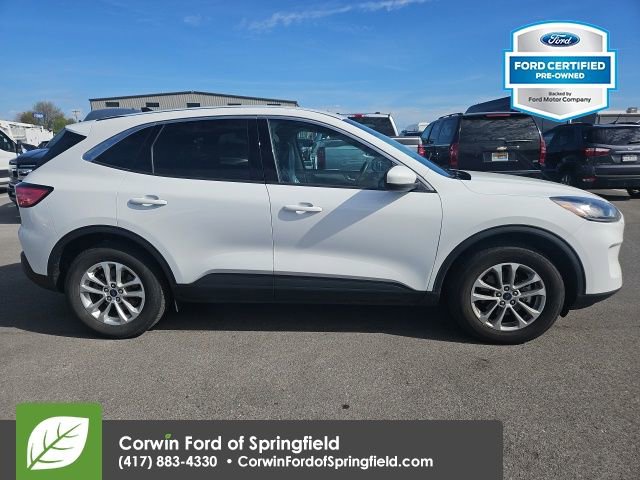 Used 2020 Ford Escape SE image 4