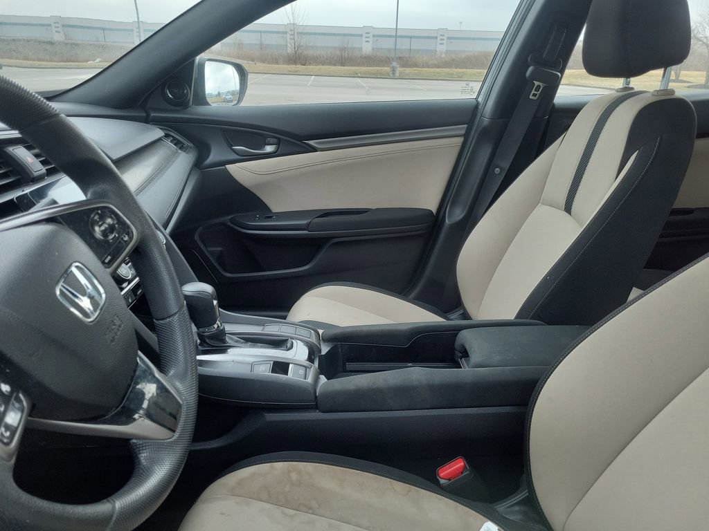 Used 2019 Honda Civic EX image 9