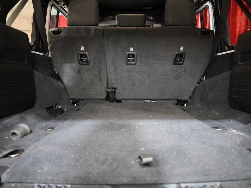 Used 2020 Jeep Wrangler Unlimited Sport AWD/4WD image 24