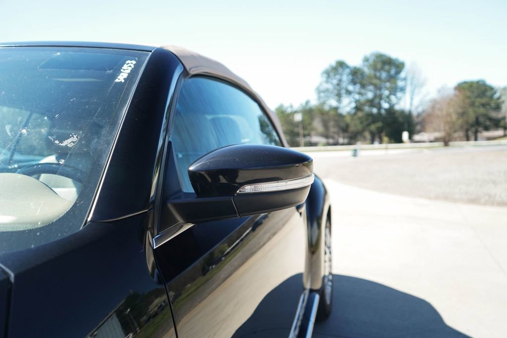 Used 2014 Volkswagen Beetle 2.5 image 16