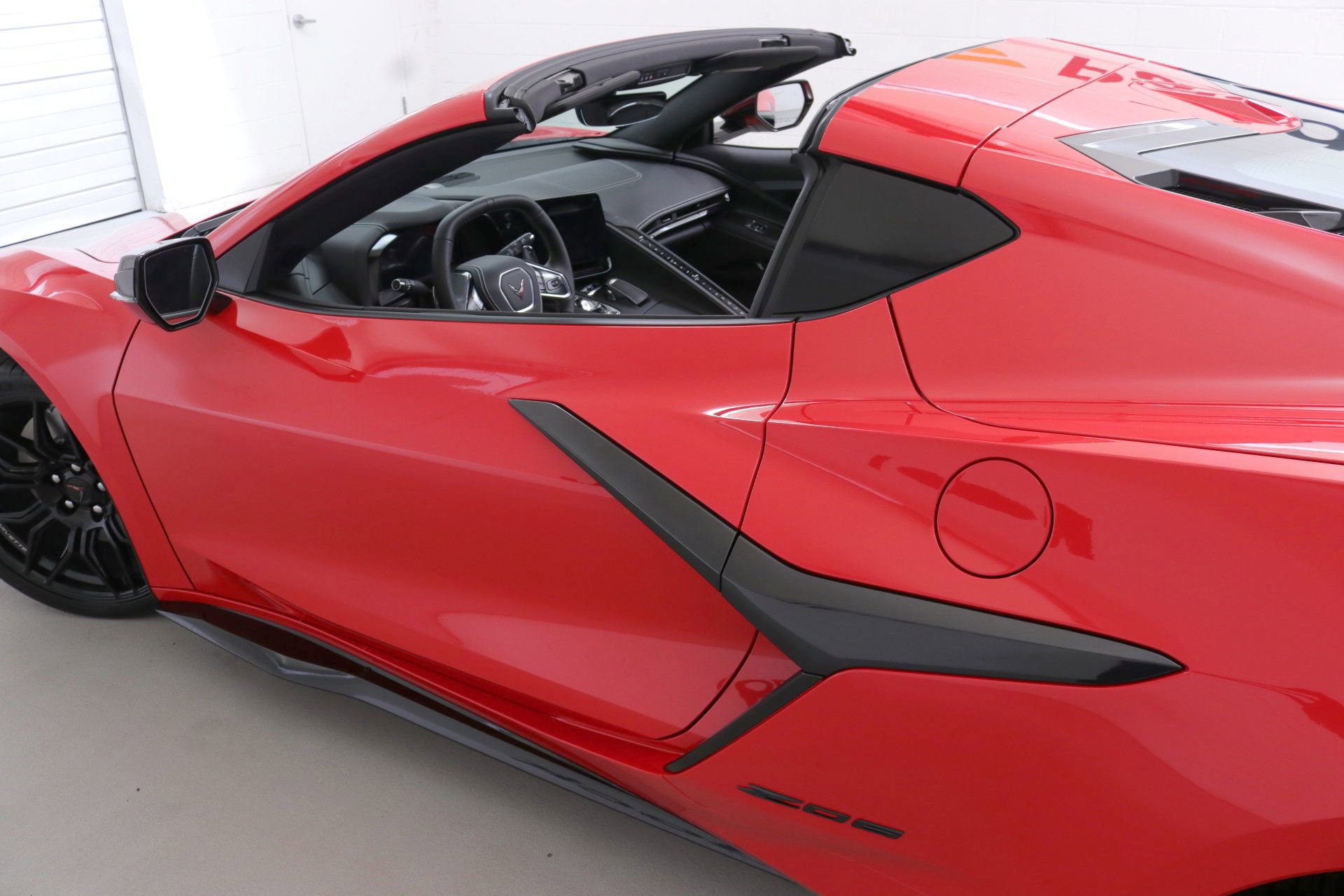 New 2025 Chevrolet Corvette Z06 w/ Stealth Interior Trim Package image 33