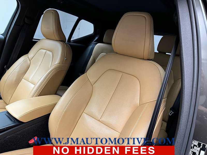 Used 2019 Volvo XC40 T5 Inscription AWD/4WD image 14