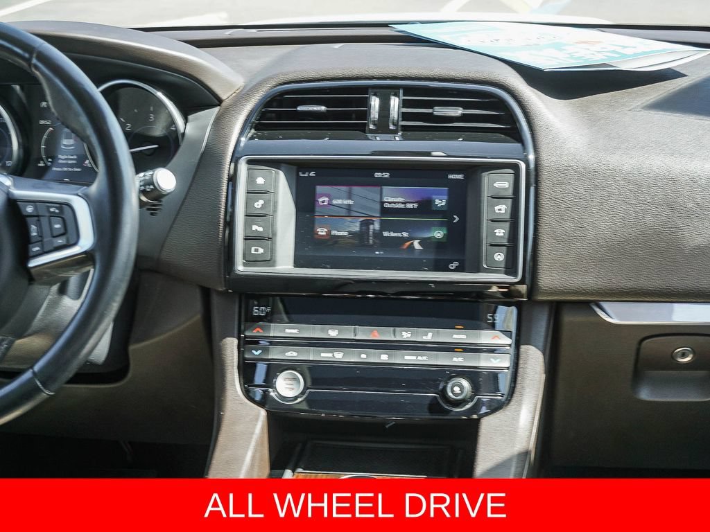 Used 2018 Jaguar F-PACE Prestige AWD/4WD image 15