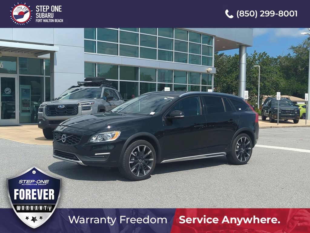 Used 2018 Volvo V60 T5 Cross Country w/ Convenience Package AWD/4WD image 1