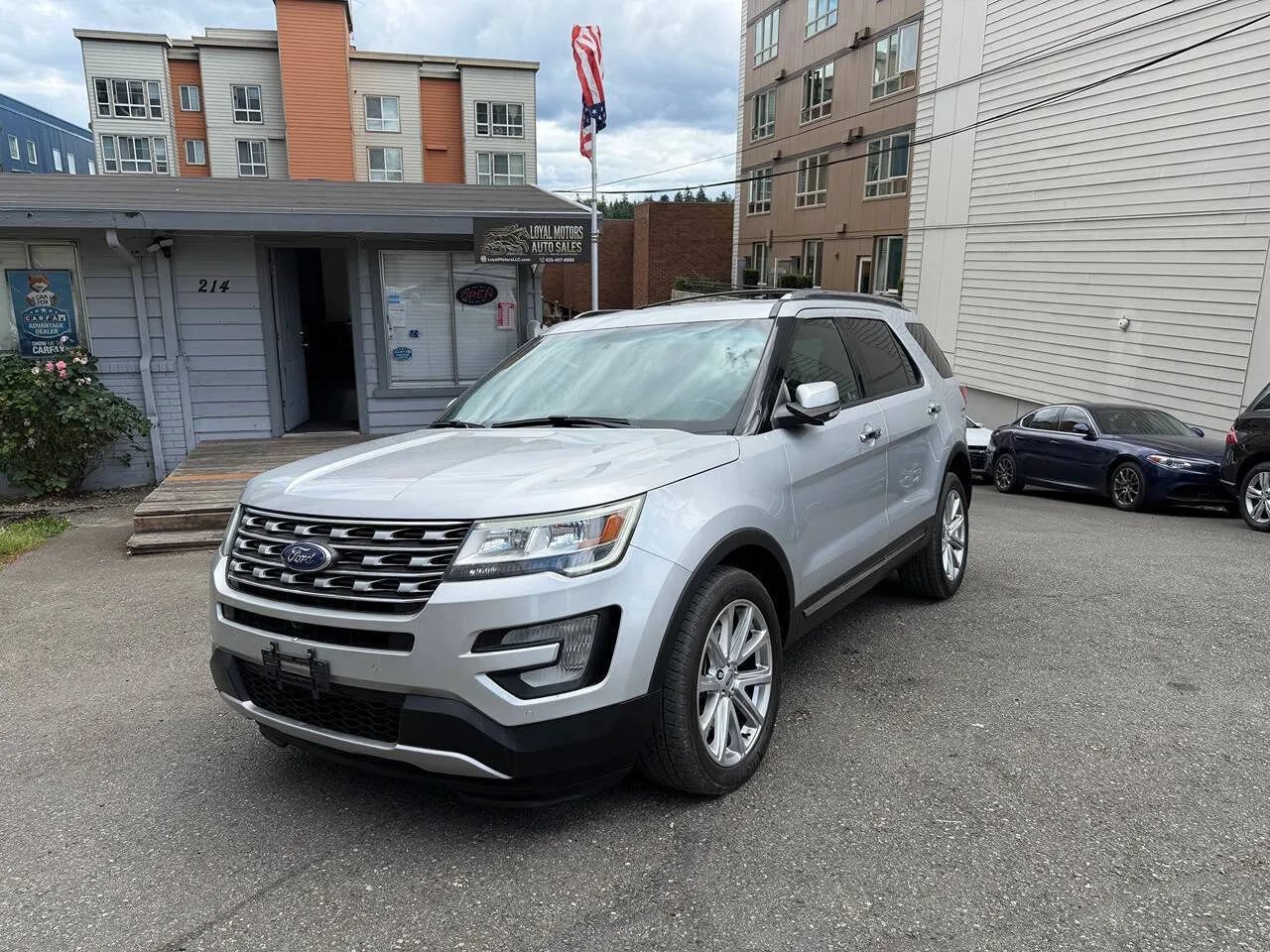 Used 2016 Ford Explorer Limited AWD/4WD image 4