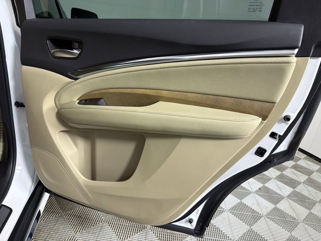 Used 2020 Acura MDX FWD w/ Technology Package image 18