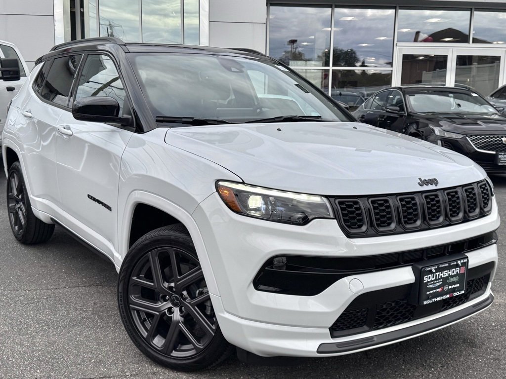 New 2025 Jeep Compass Limited w/ High Altitude Package