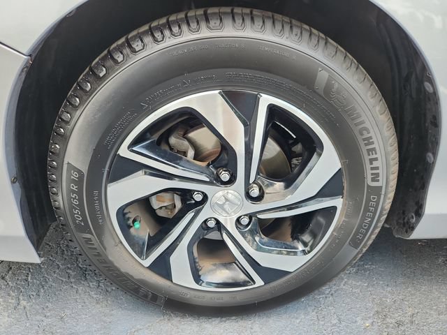Used 2017 Honda Accord LX image 24