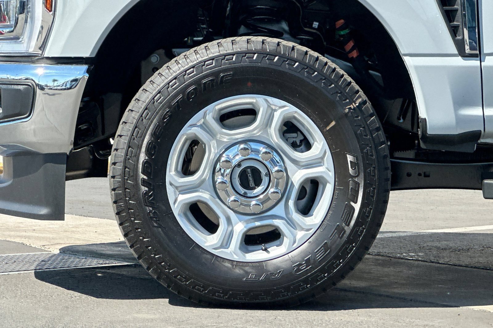 New 2026 Ford F250 XLT w/ XLT Premium Package AWD/4WD image 24