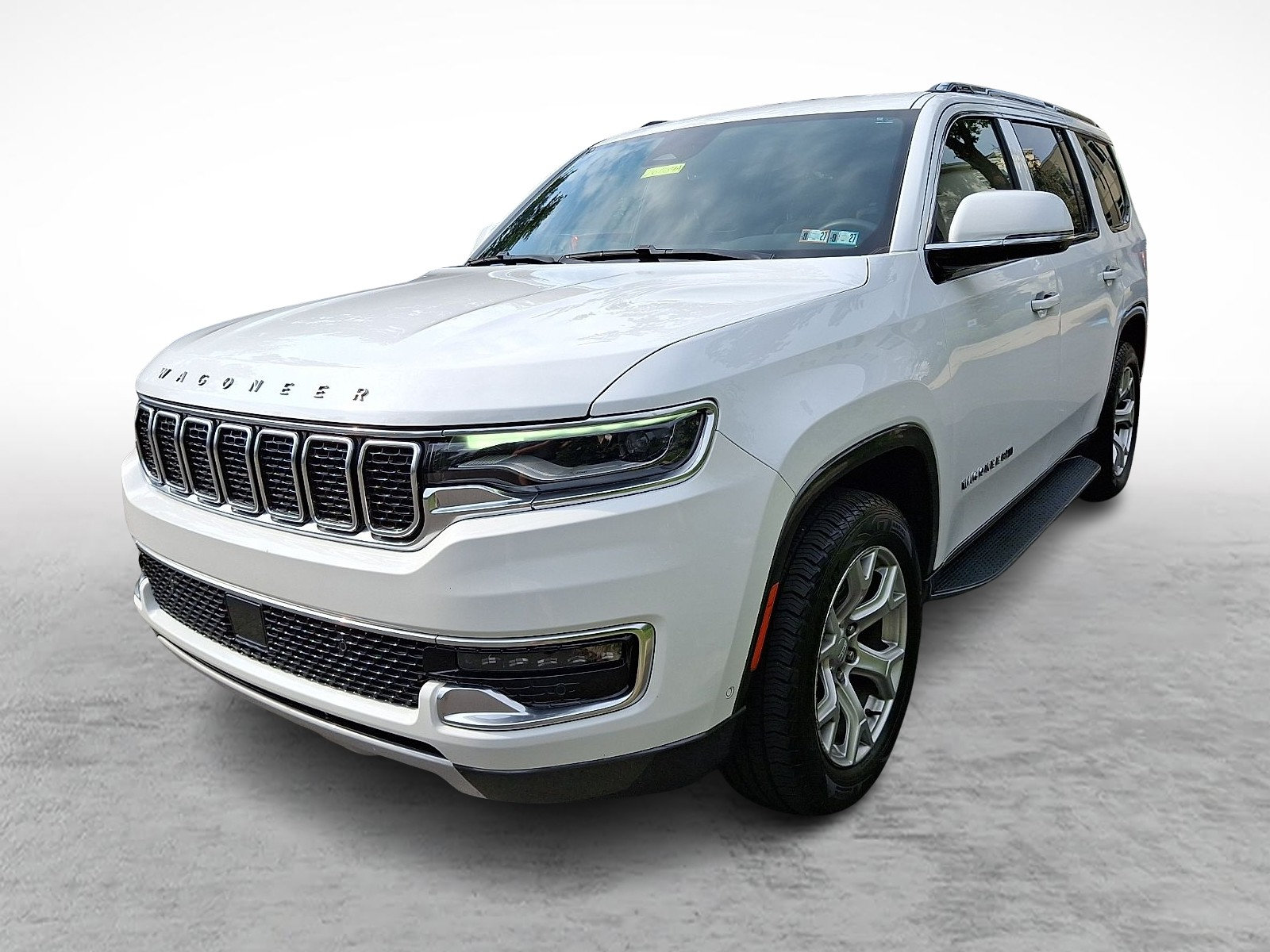 Used 2022 Jeep Wagoneer Series II AWD/4WD image 3