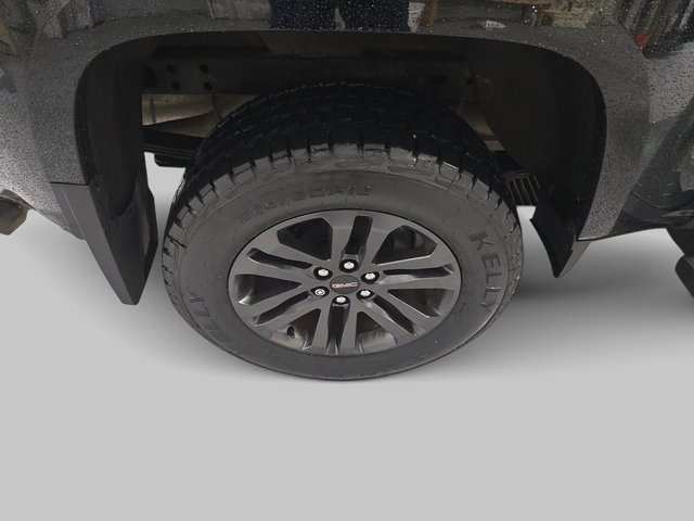 Used 2018 GMC Canyon SLE image 35