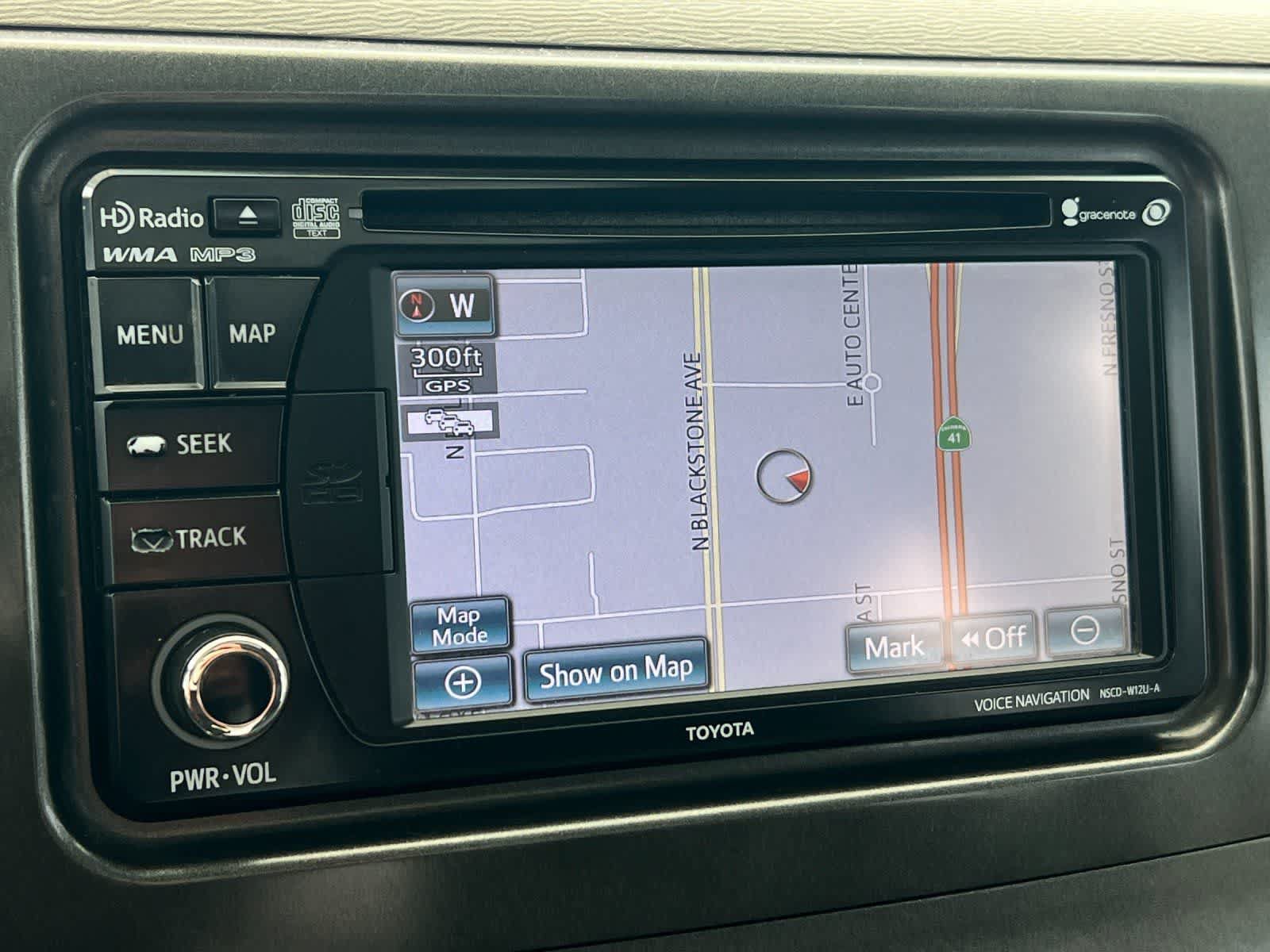 Used 2014 Toyota Sienna SE FWD image 21
