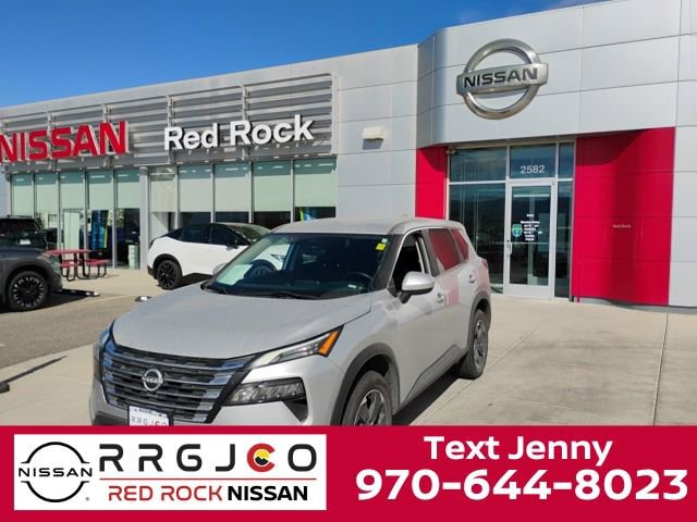 Used 2024 Nissan Rogue SV