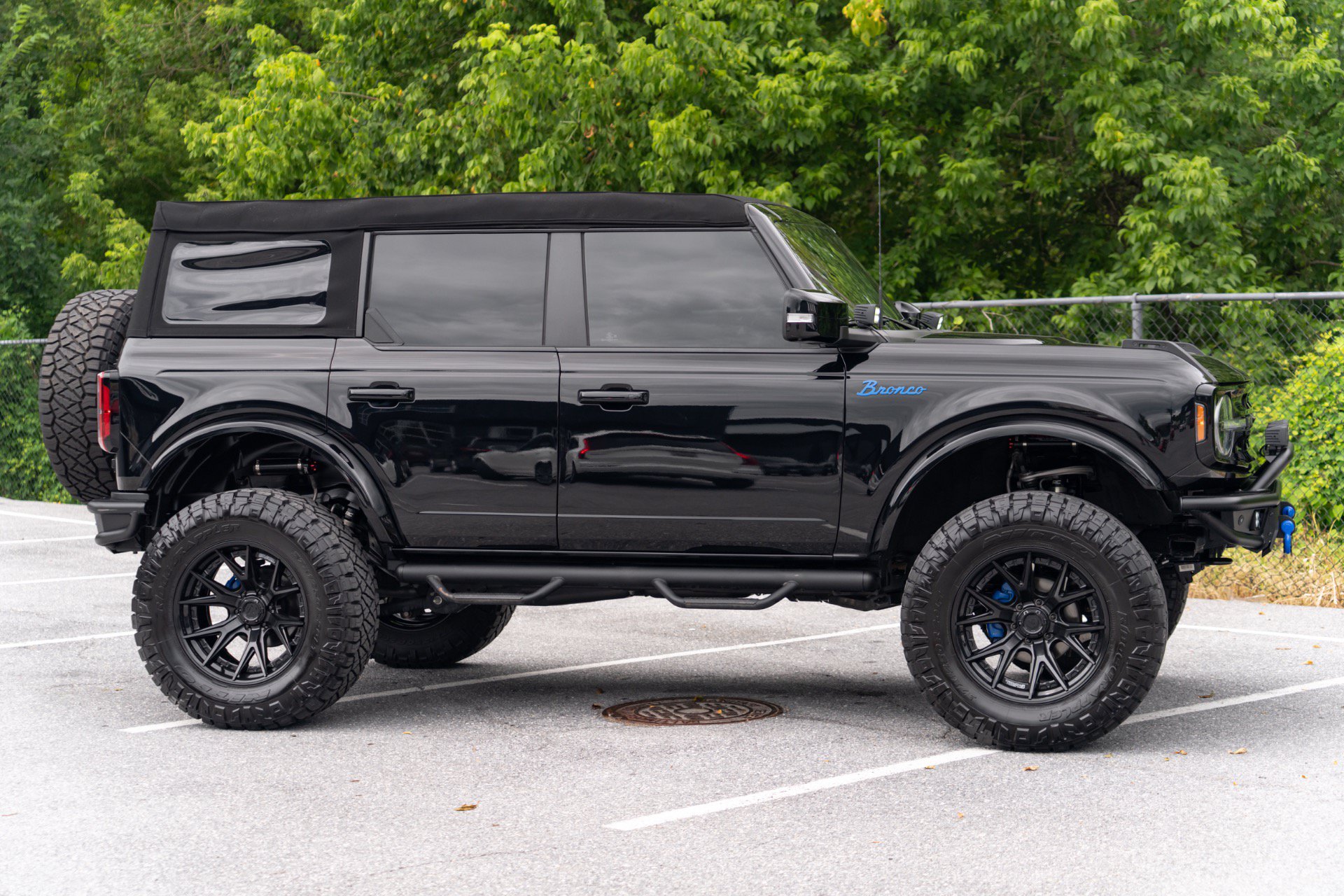 Used 2024 Ford Bronco Outer Banks AWD/4WD image 9