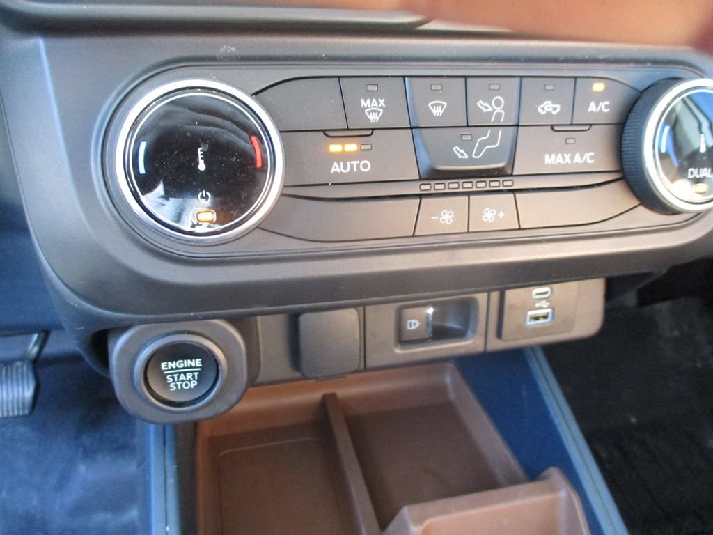Used 2023 Ford Maverick Lariat w/ Equipment Group 500A Standard AWD/4WD image 11