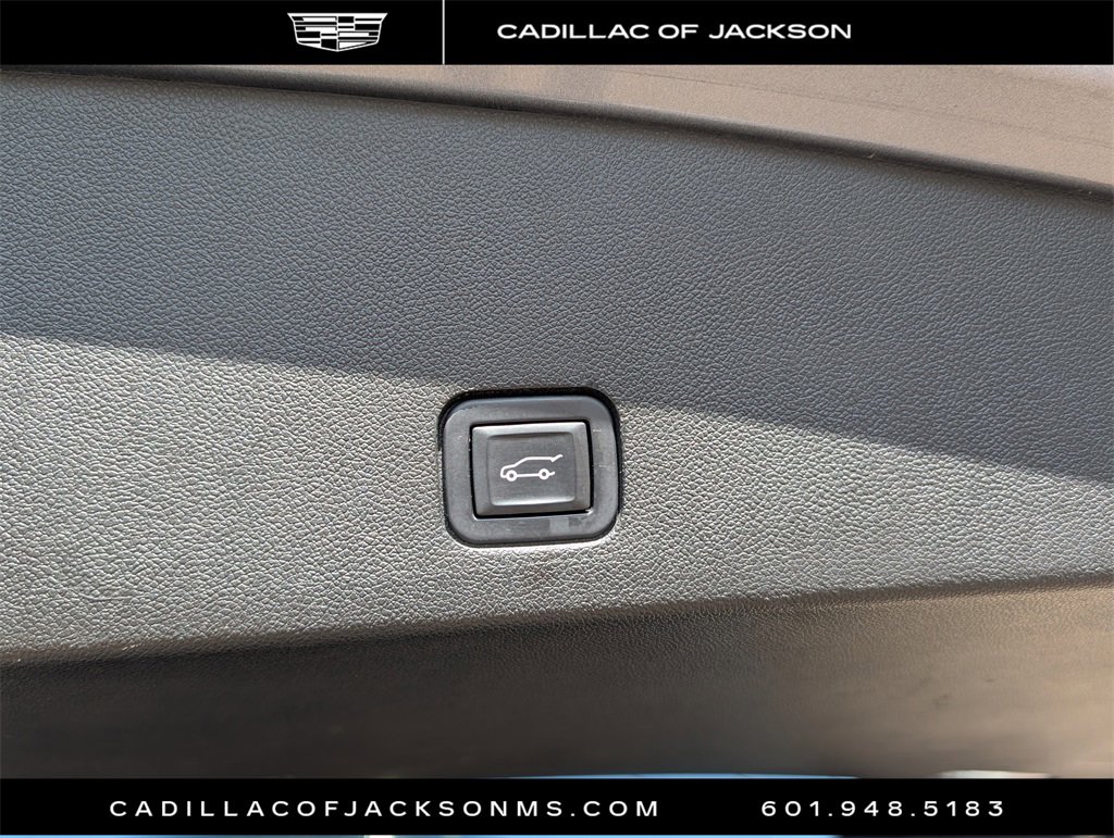 Used 2022 Cadillac XT6 Premium Luxury image 28