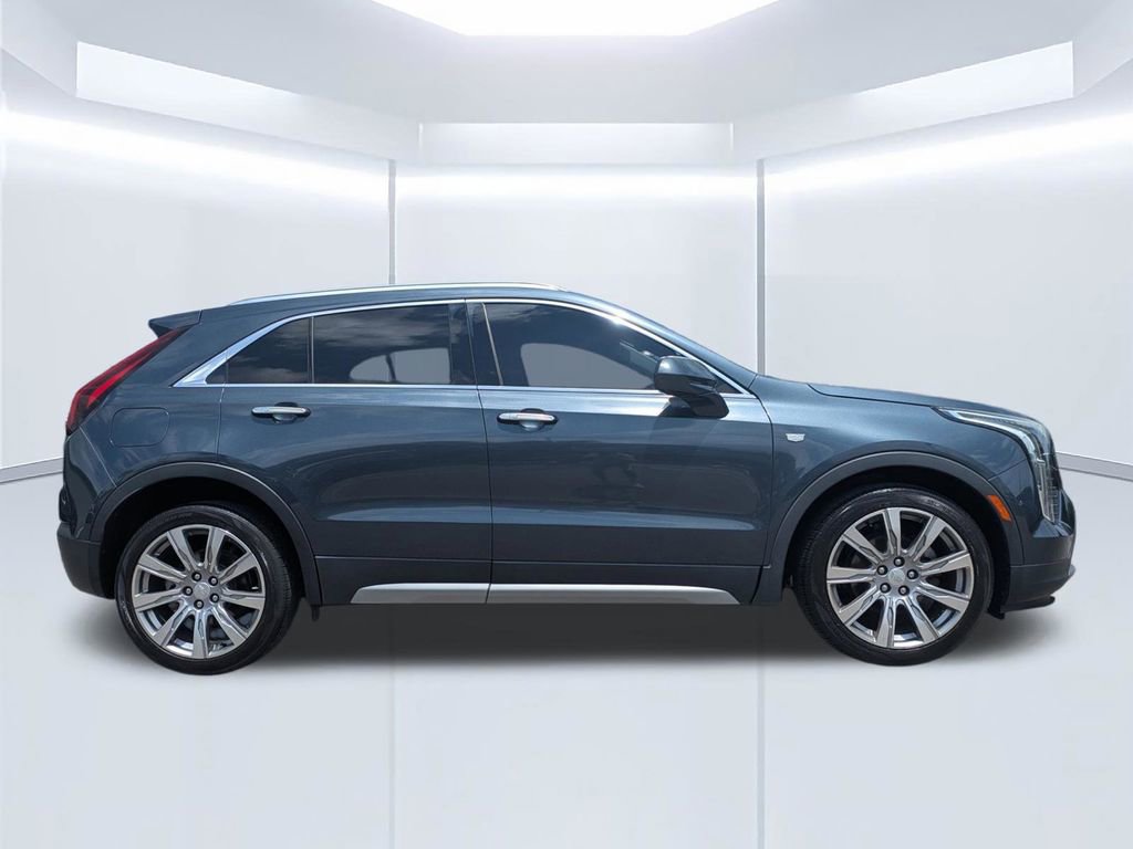 Used 2019 Cadillac XT4 Premium Luxury FWD image 3