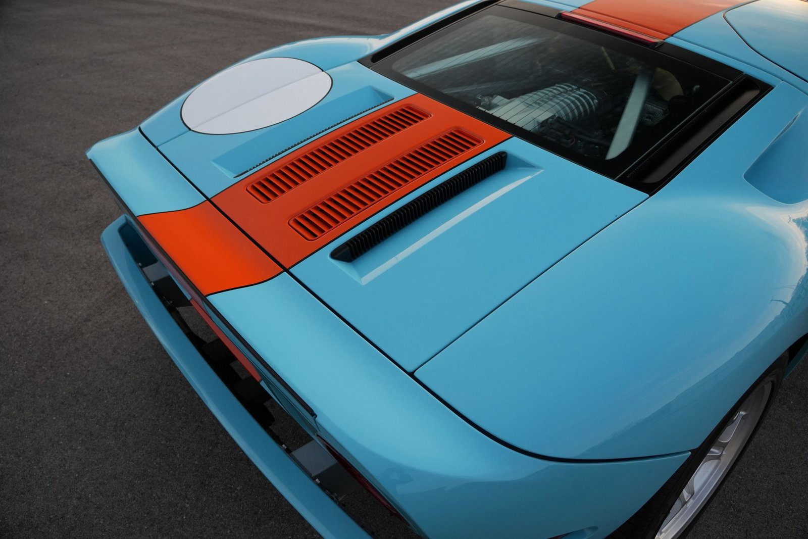 Used 2006 Ford GT image 31