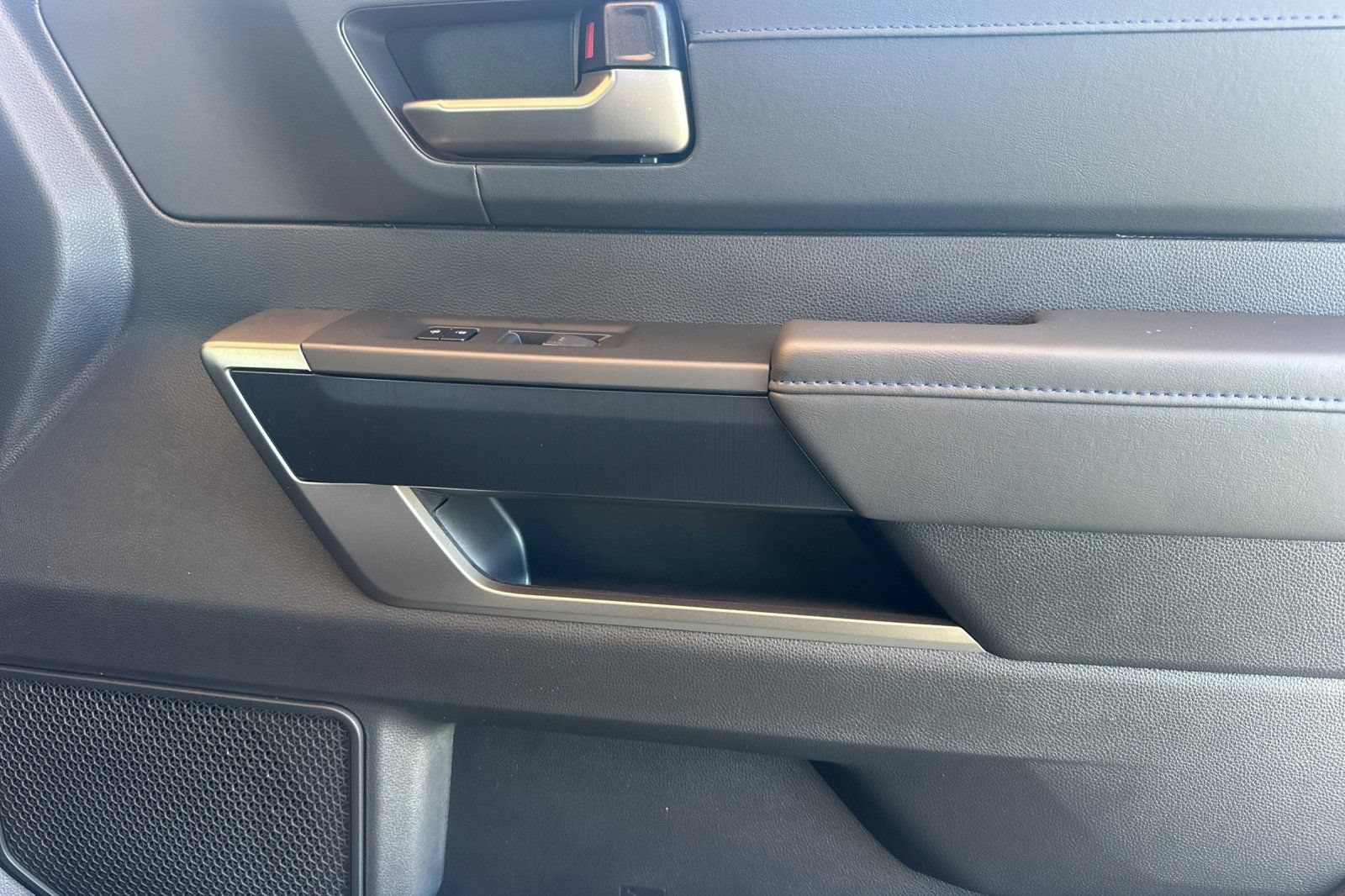 New 2026 Toyota Tundra Platinum AWD/4WD image 17