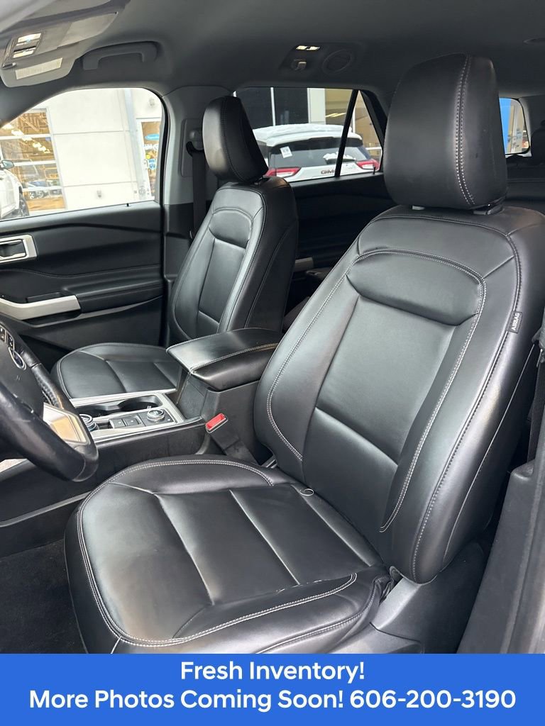 Used 2023 Ford Explorer XLT w/ Equipment Group 202A image 10
