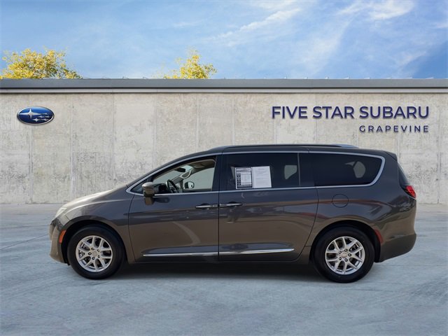 Used 2020 Chrysler Pacifica Touring-L image 5