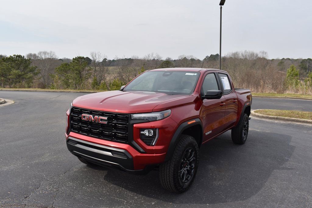 Certified 2025 GMC Canyon Elevation image 3