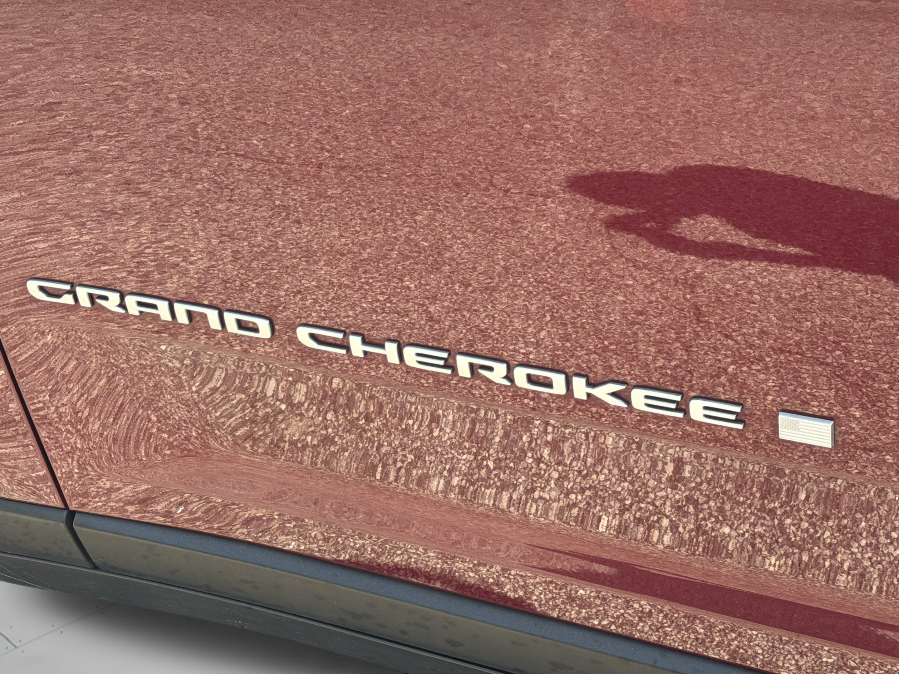 Used 2025 Jeep Grand Cherokee Laredo X RWD image 30