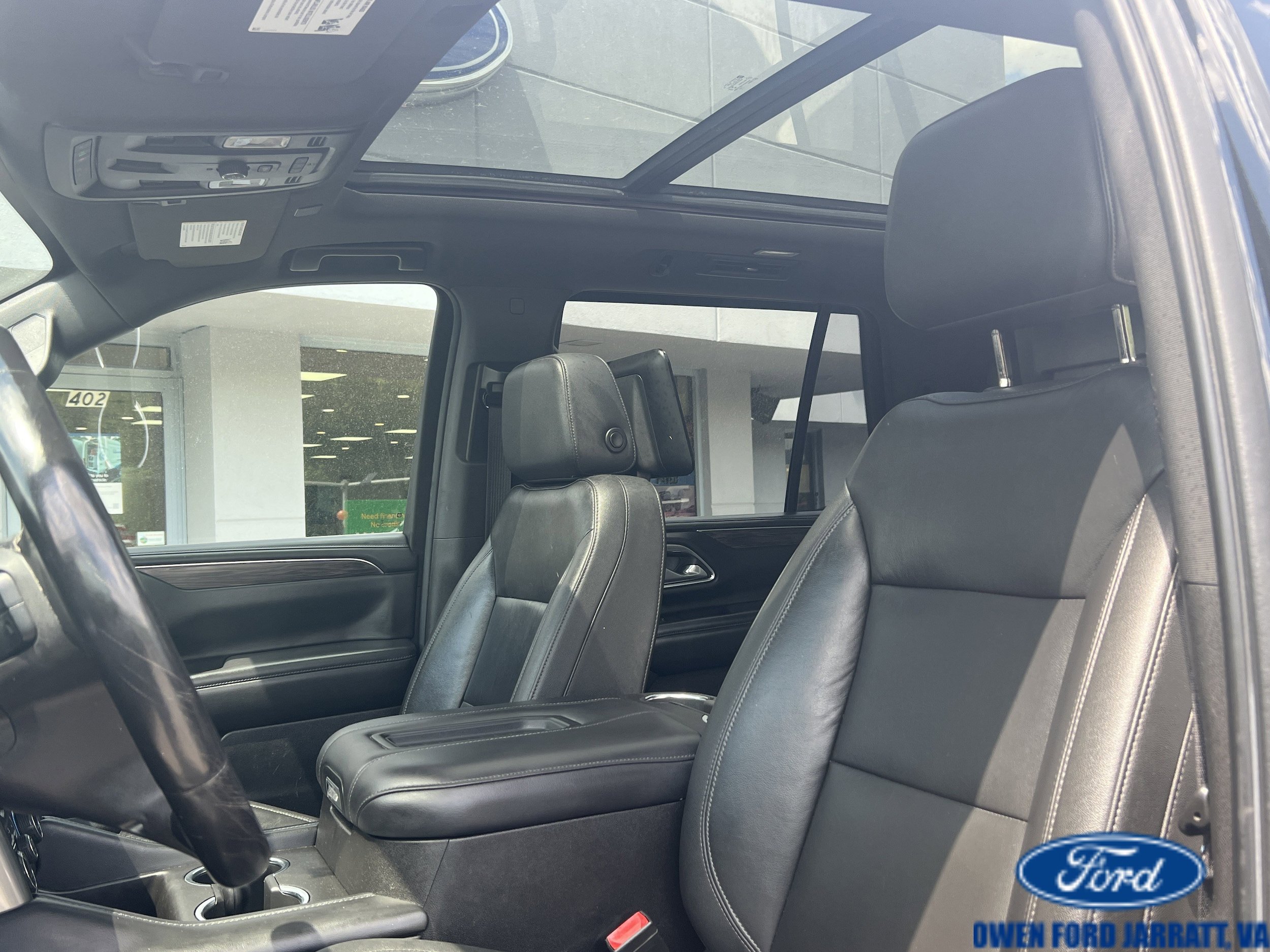 Used 2021 Chevrolet Tahoe Z71 w/ Rear Media and Nav Package AWD/4WD image 7