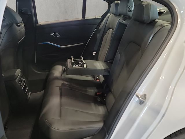 Used 2025 BMW 330i xDrive Sedan image 19