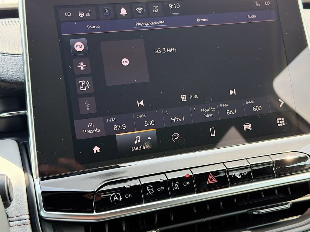 New 2026 Jeep Compass Limited AWD/4WD image 19