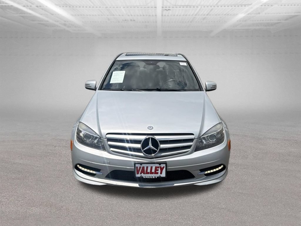 Used 2011 Mercedes-Benz C 300 4MATIC Sedan image 2