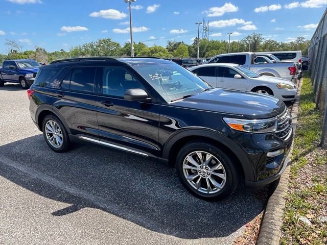 Used 2024 Ford Explorer XLT w/ Equipment Group 202A image 7