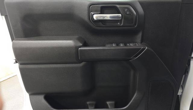Used 2025 GMC Sierra 1500 Pro w/ Graphite Edition AWD/4WD image 9