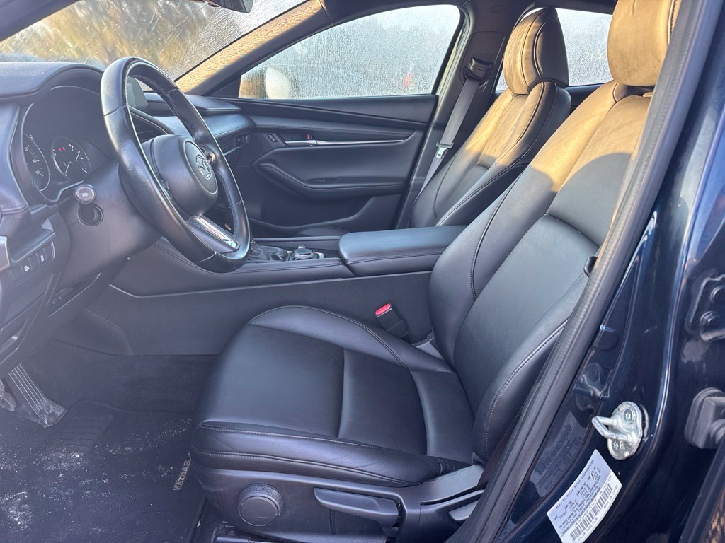 Used 2024 MAZDA MAZDA3 s FWD image 9