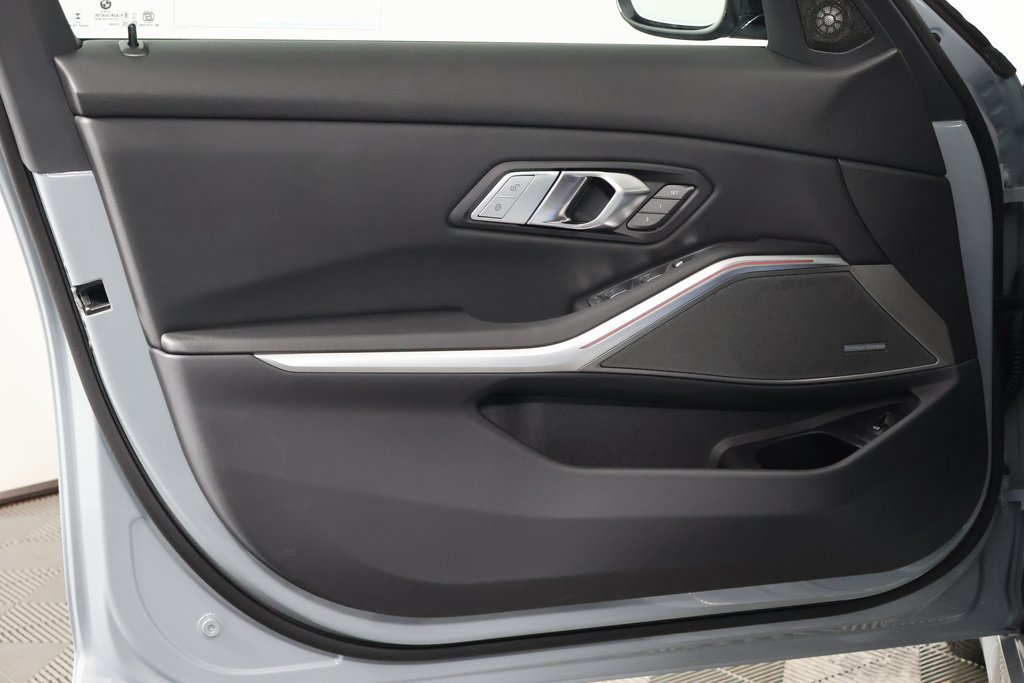 New 2026 BMW 330i Sedan w/ M Sport Package RWD image 7