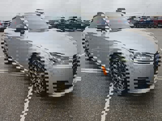 Used 2017 Audi TT 2.0T image 3