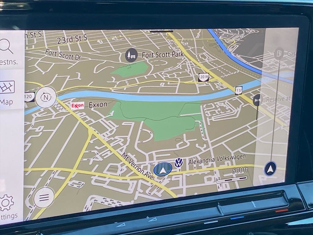 Certified 2024 Volkswagen Atlas SEL Premium R-Line image 17