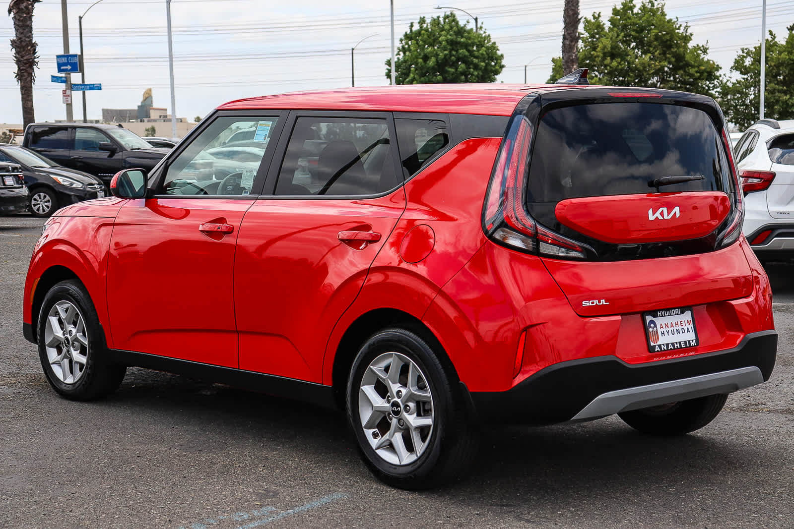 Used 2023 Kia Soul S FWD image 9