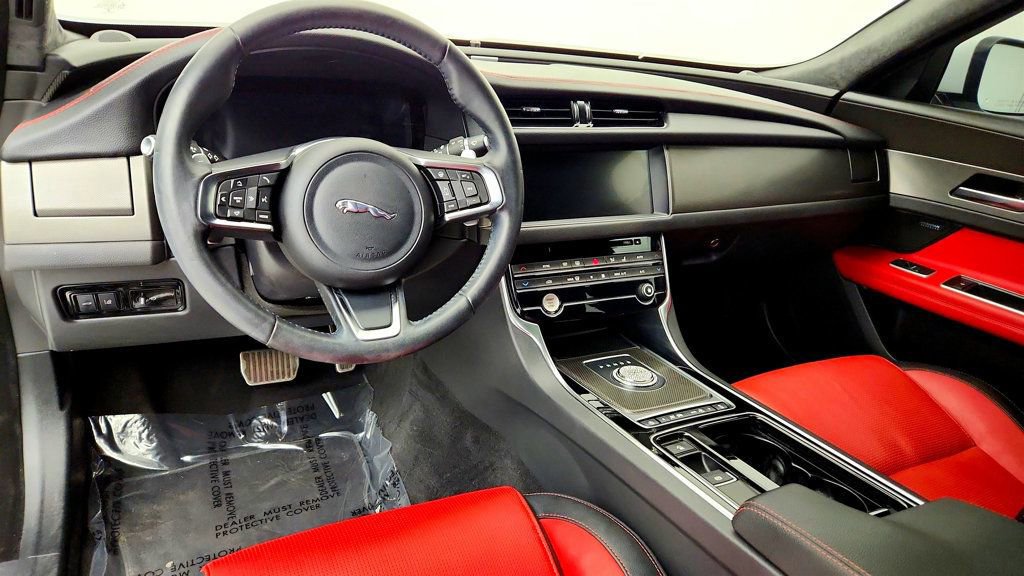 Used 2020 Jaguar XF Checkered Flag AWD/4WD image 13