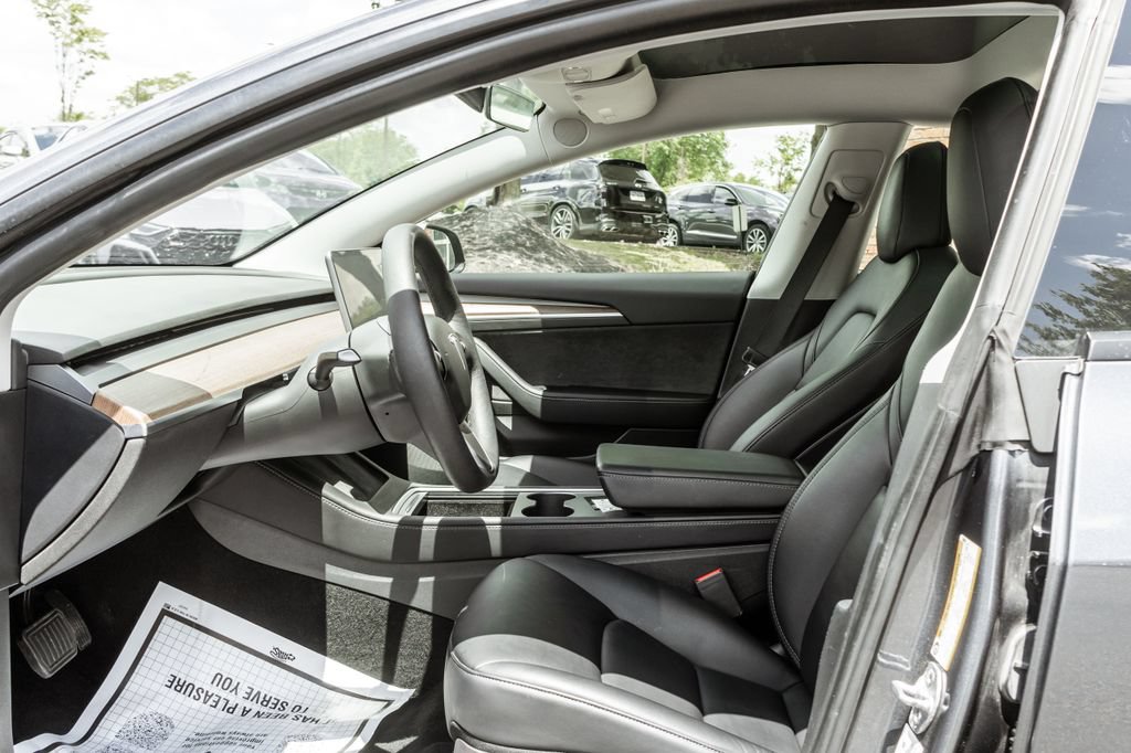 Used 2022 Tesla Model 3 Long Range AWD/4WD image 19