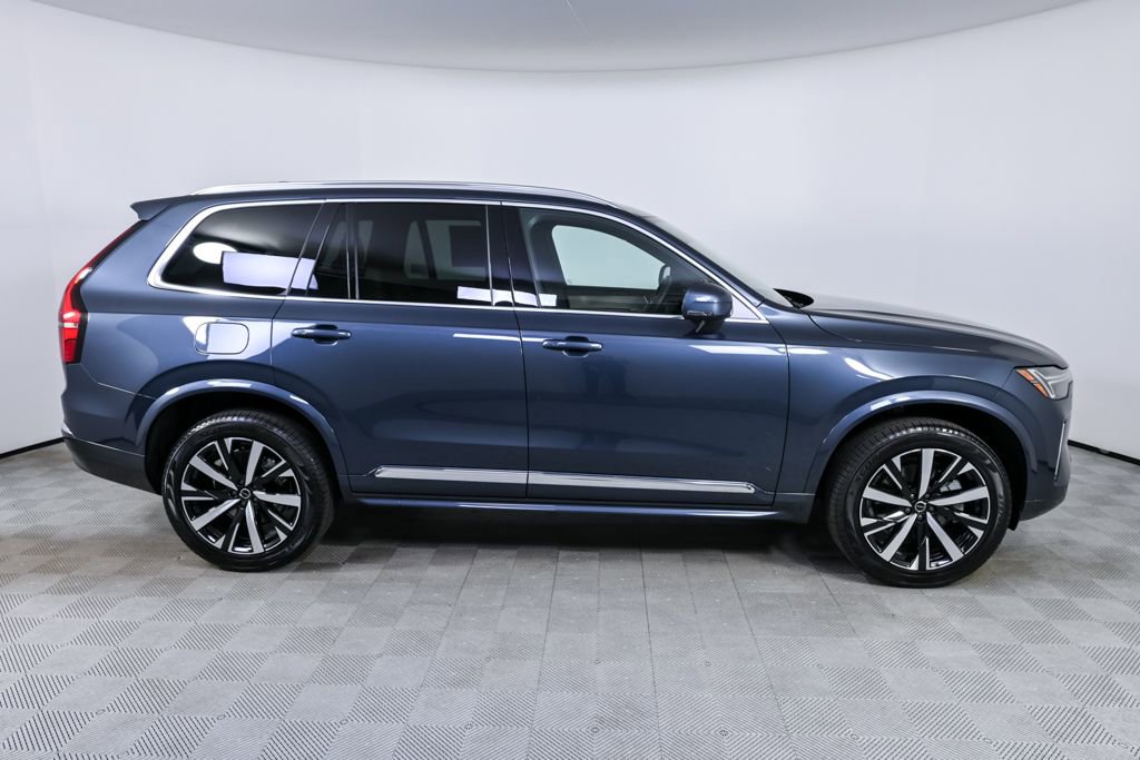 Certified 2025 Volvo XC90 B5 Core w/ Climate Package AWD/4WD image 28