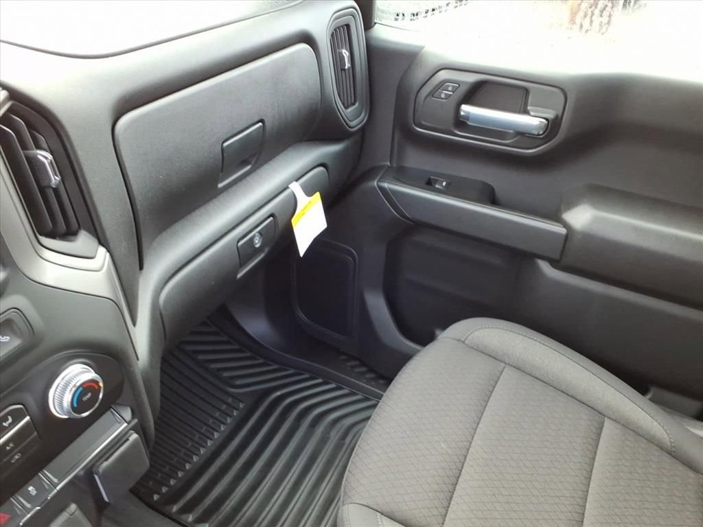 New 2026 GMC Sierra 1500 Pro w/ Graphite Edition image 18