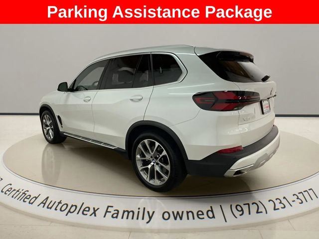 Used 2026 BMW X5 xDrive40i AWD/4WD image 3
