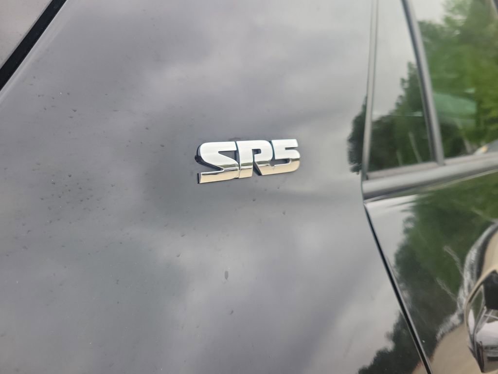 Certified 2019 Toyota 4Runner SR5 AWD/4WD image 10