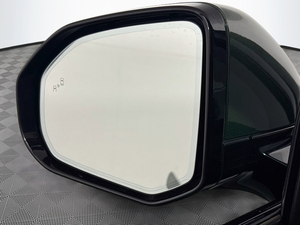 Used 2024 Rivian R1S Adventure Quad AWD/4WD image 19