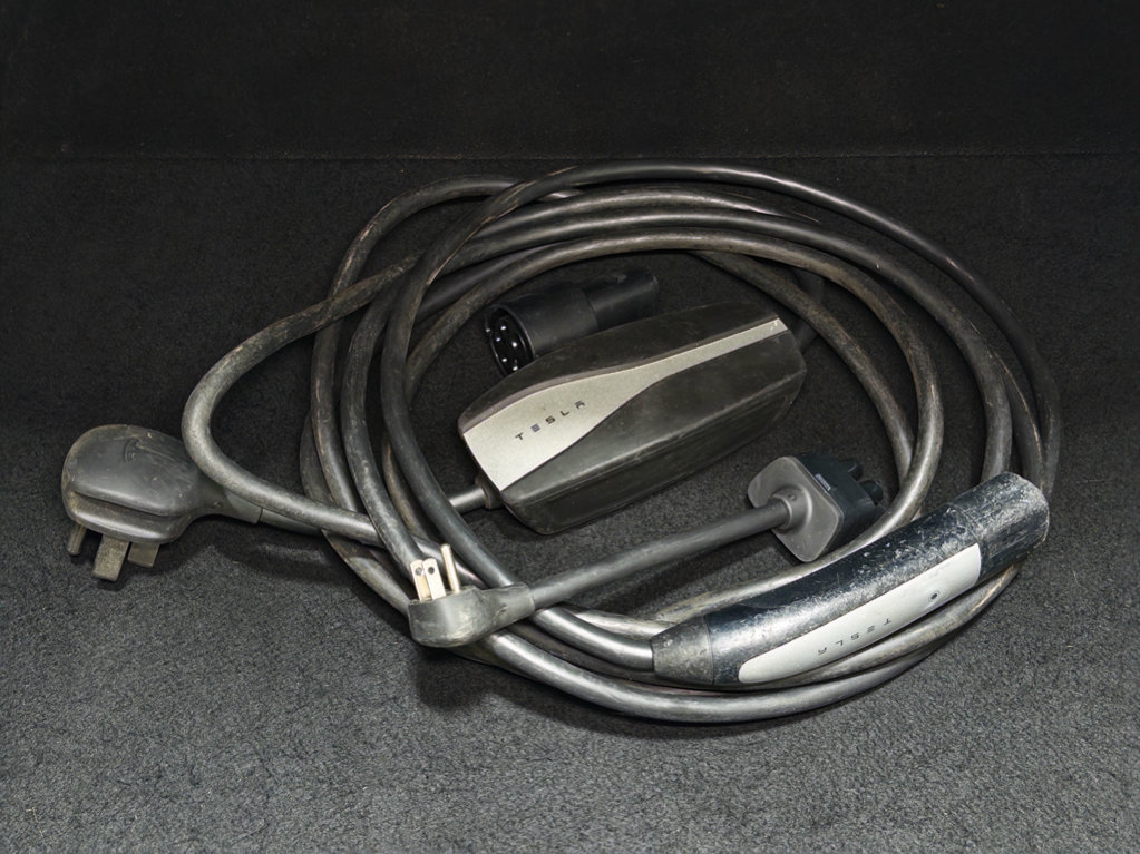 Used 2018 Tesla Model 3 Long Range image 6