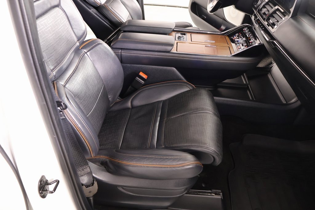 Used 2023 Lincoln Navigator L Black Label image 15