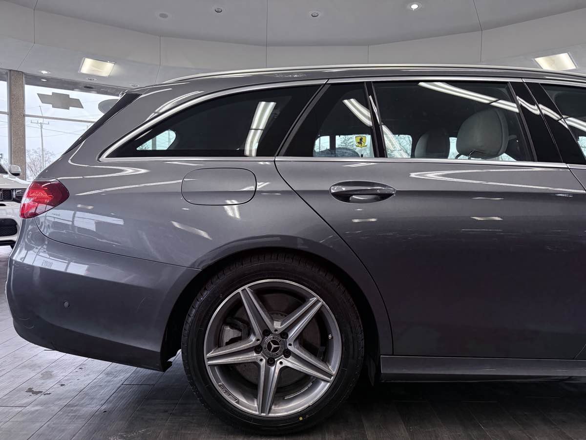 Used 2018 Mercedes-Benz E 400 4MATIC Wagon image 10