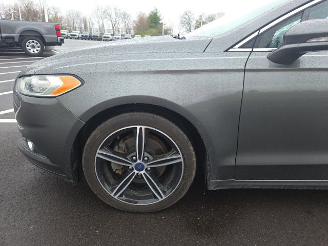 Used 2014 Ford Fusion SE w/ Equipment Group 202A image 13