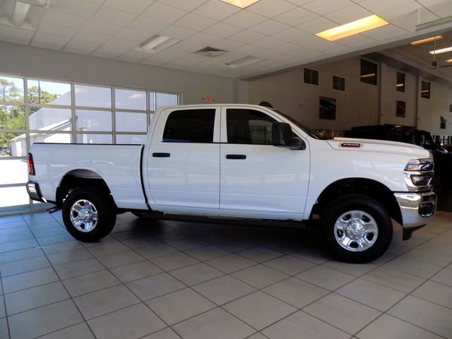 New 2026 RAM 2500 Tradesman AWD/4WD image 9